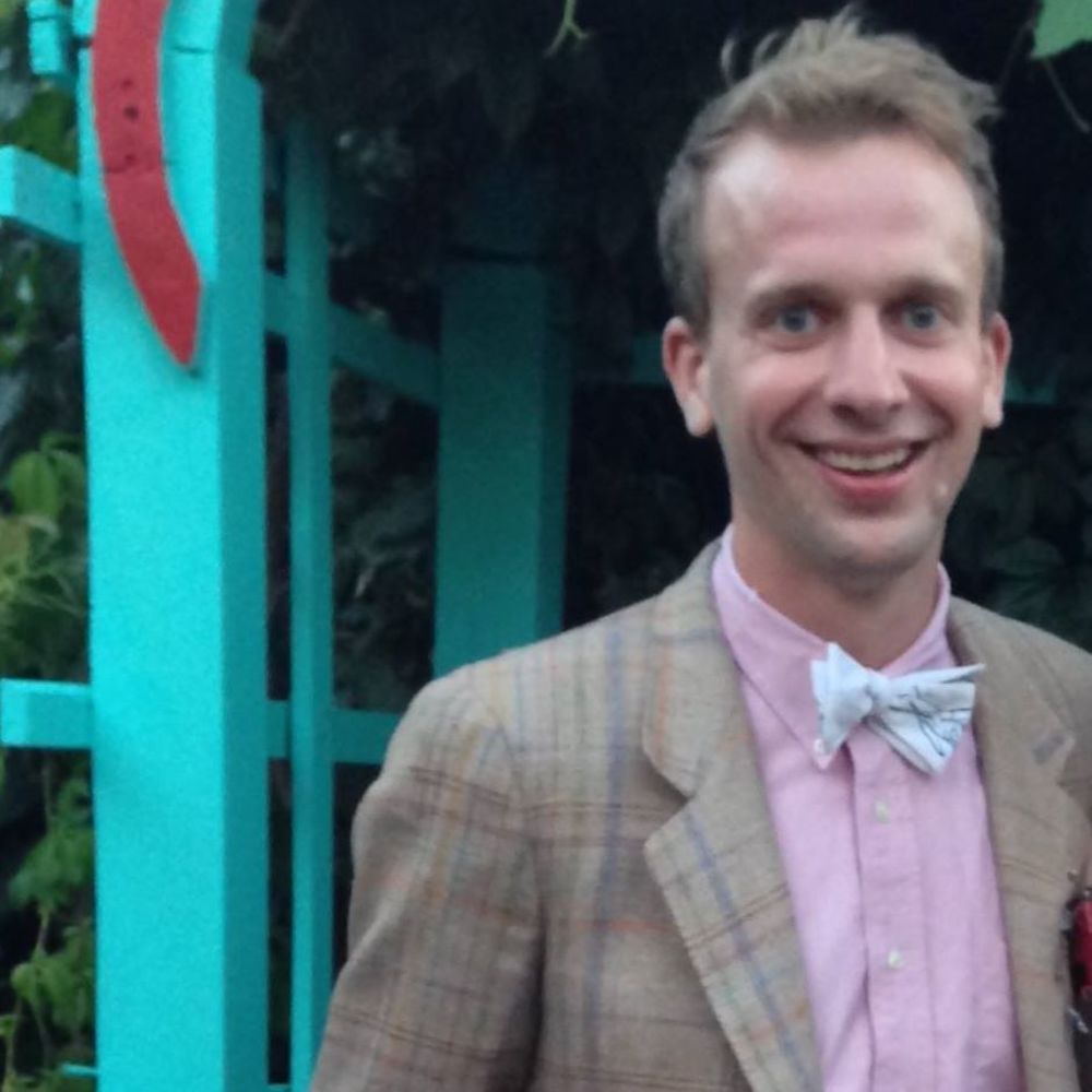 Meet your Posher, Henry